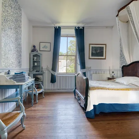 فندق مبيت وإفطار Abbaye De Villelongue 3*