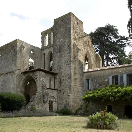 Abbaye De Villelongue Bed & Breakfast
